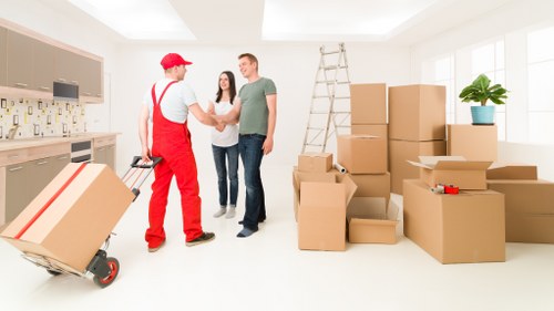 Local moving service covering flats and homes in Hounslow